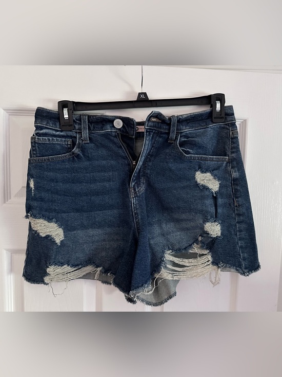 SO Pants - SO Women's Distressed Dark Blue Denim Shorts Size 11.